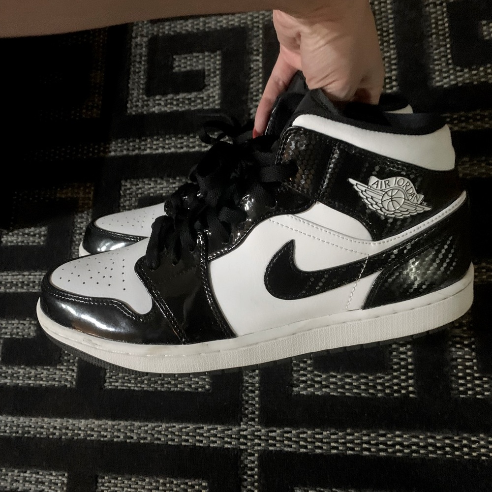 Air Jordan 1 Mid Se